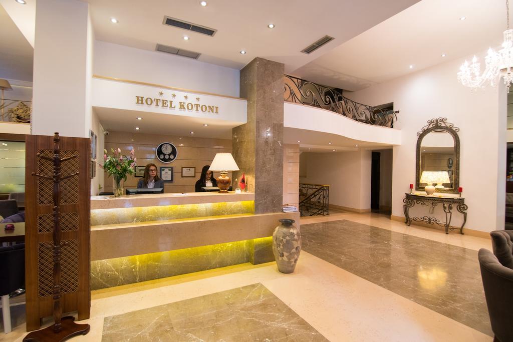 Boutique Hotel Kotoni Tiranë Ngoại thất bức ảnh