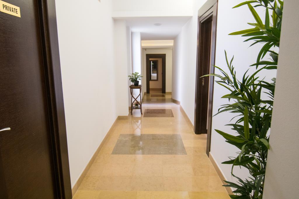 Boutique Hotel Kotoni Tiranë Ngoại thất bức ảnh