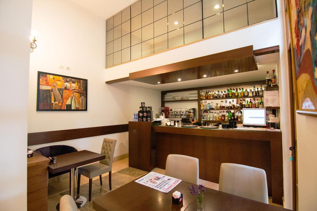 Boutique Hotel Kotoni Tiranë Ngoại thất bức ảnh